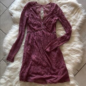 🍇HOLLISTER LACE DRESS💟